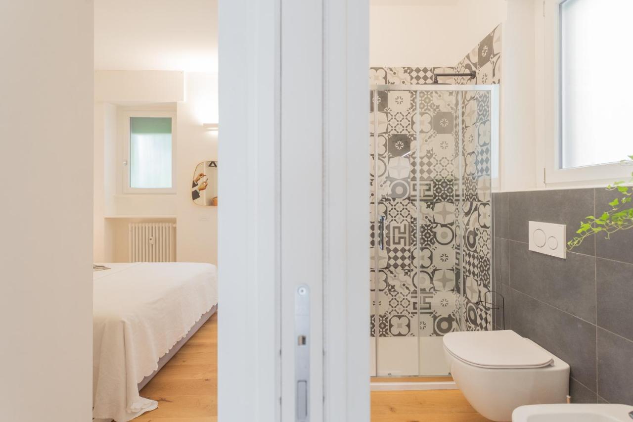 A Step From The Lake Apartment By Rent All Como Eksteriør billede