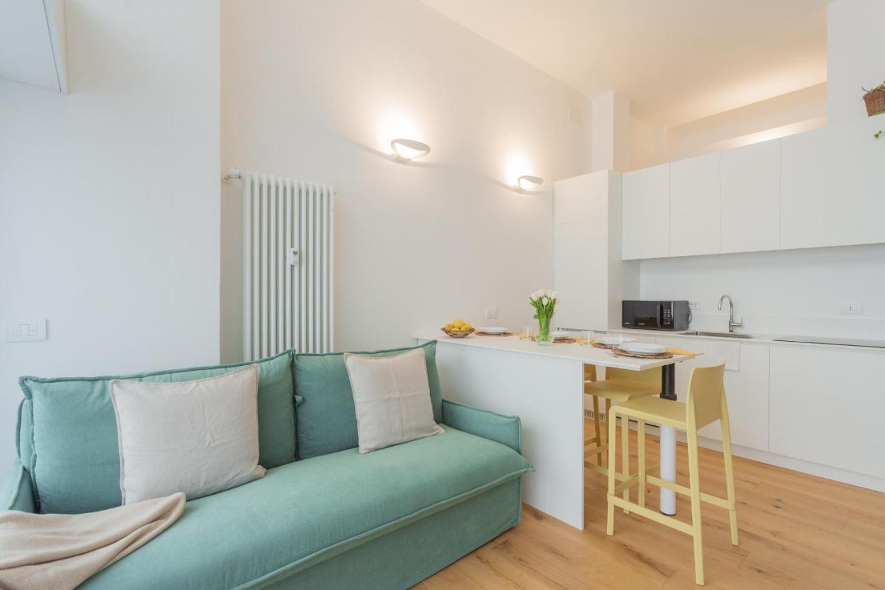 A Step From The Lake Apartment By Rent All Como Eksteriør billede