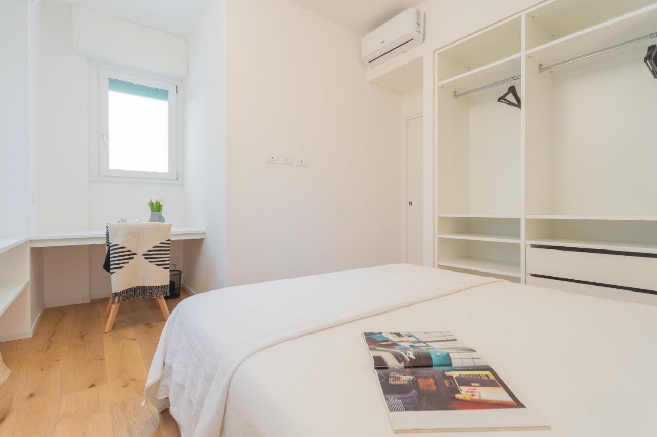 A Step From The Lake Apartment By Rent All Como Eksteriør billede